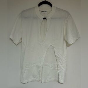 Samaria Leah Women’s White Distressed T-shirt Size Small